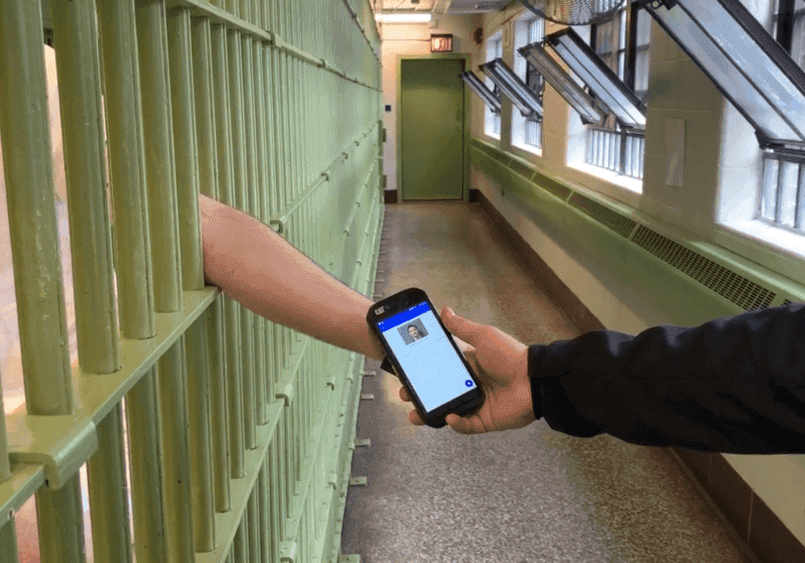 Guard1 well-being check with mobile RFID inmate tracking.